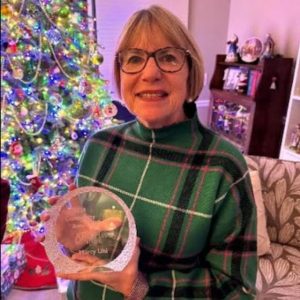 Marcy Uhl Receives ARCHway Community Award