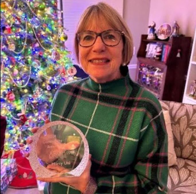 Marcy Uhl Receives ARCHway Community Award